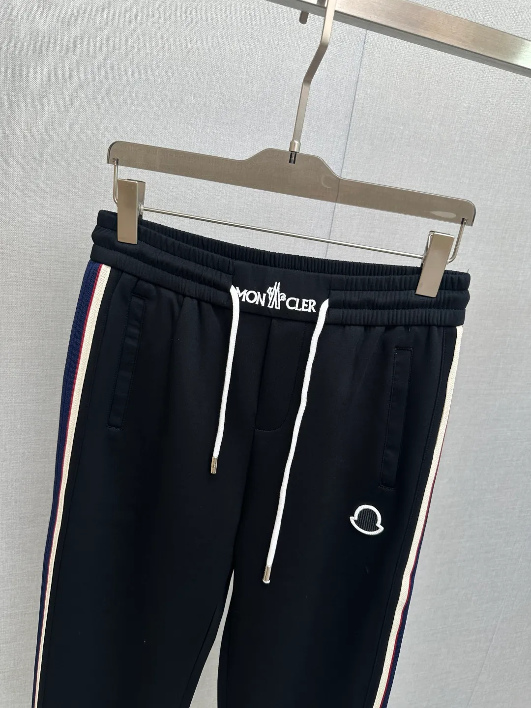 MO ， ， ， 👍 ， ， Versatile。 ！ ！Size：M—3XL